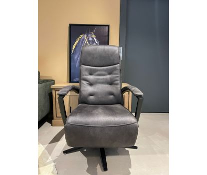 Relaxfauteuil gasveer in het grijs met stalen arm